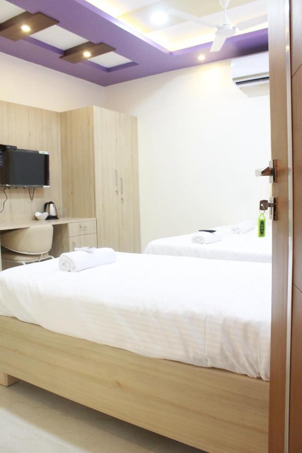 钦奈 Jfive Residency酒店 外观 照片
