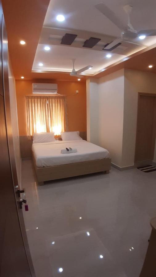 钦奈 Jfive Residency酒店 外观 照片